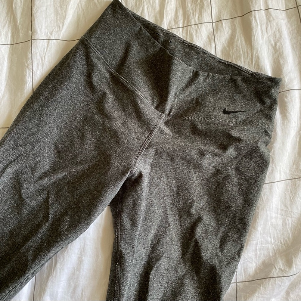 Nike Dri-Fit Cropped Leggings